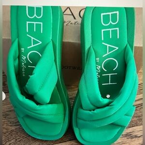 NWT - Beach by Matisse Green Piper Sandals